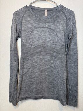 Lululemon Gray Swiftly Tech Long Sleeve Top With Thumbholes Size 6 Workout Gym